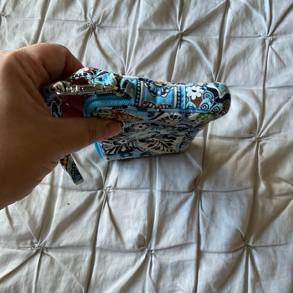 Vera Bradley pouch - Picture 7 of 13